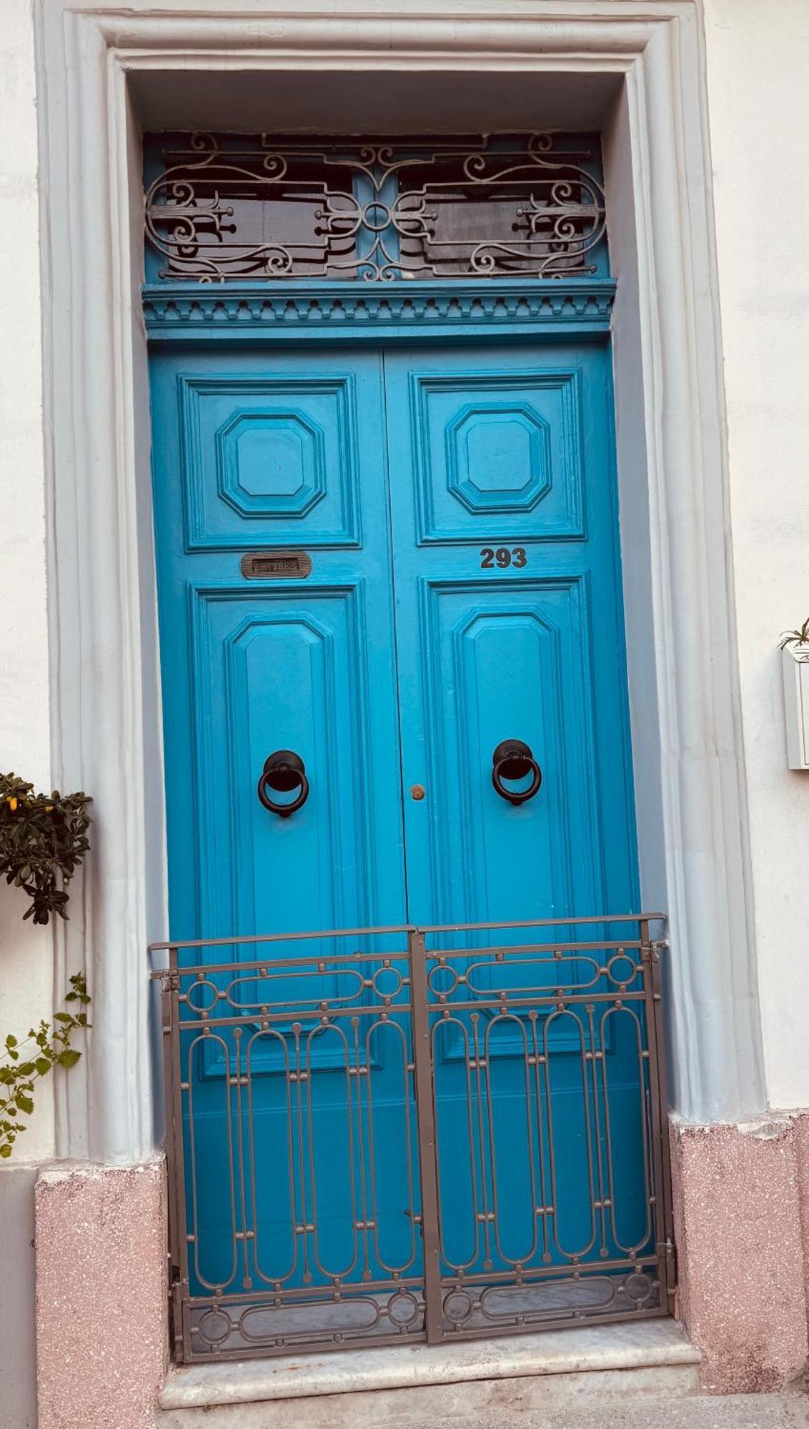Stylish Boutique Duplex - - 2 Large Double Bedrooms With Ensuite Bathrooms