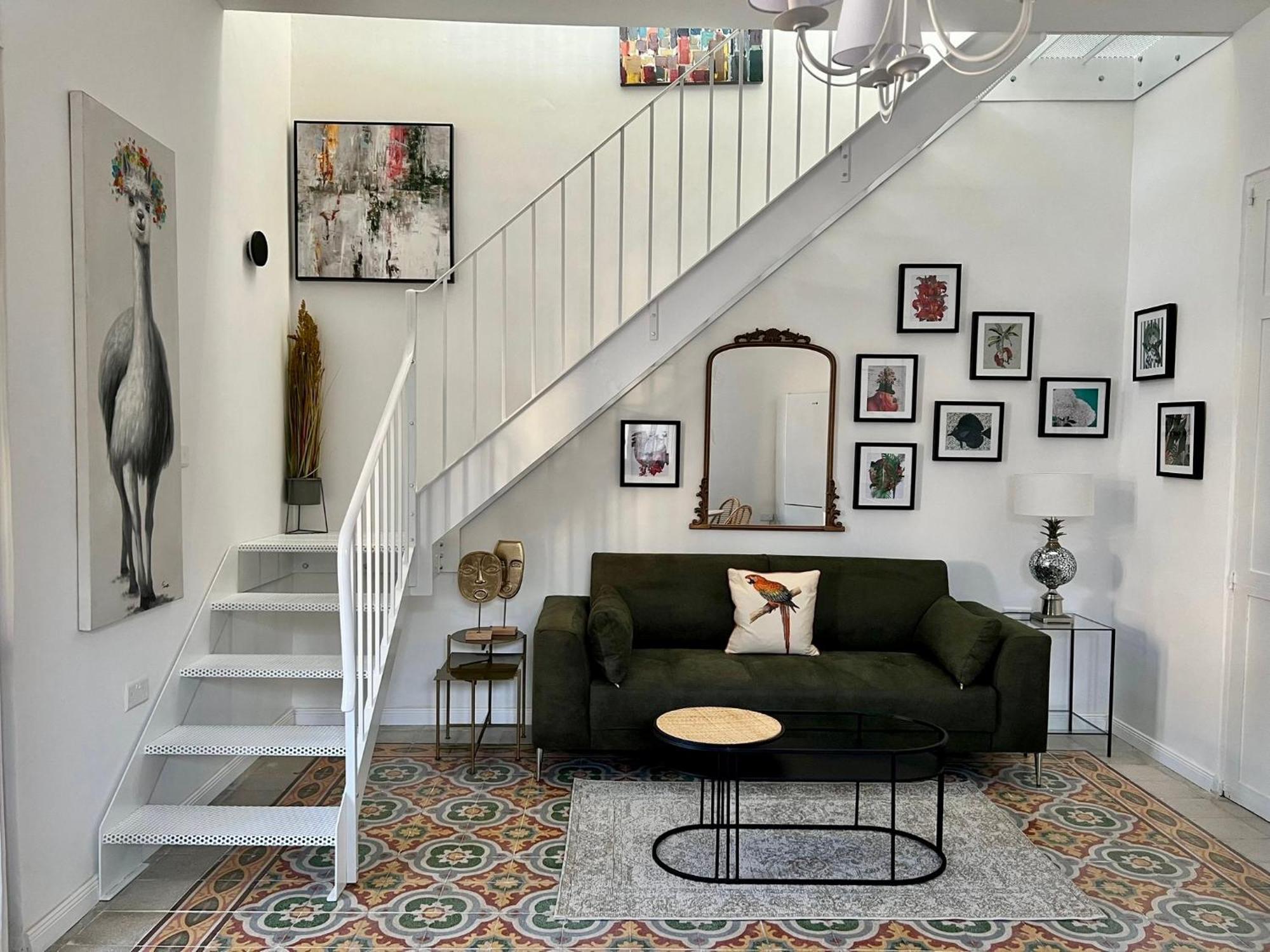Apartment Stylish Boutique Duplex - - 2 Large Double Bedrooms With Ensuite Bathrooms